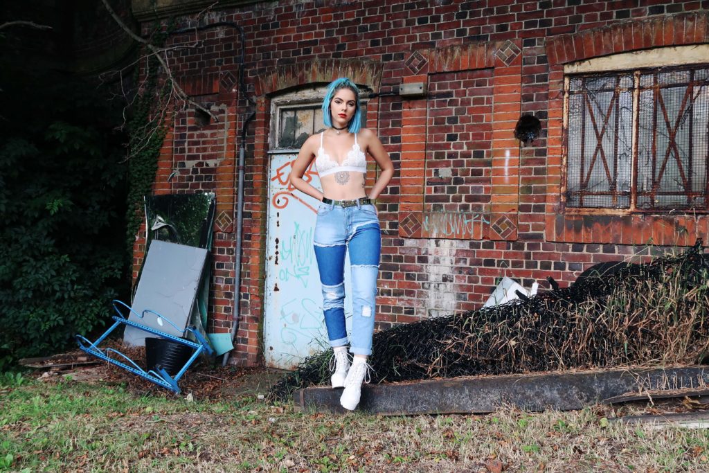 sophie hannah richardson styles lasula jeans