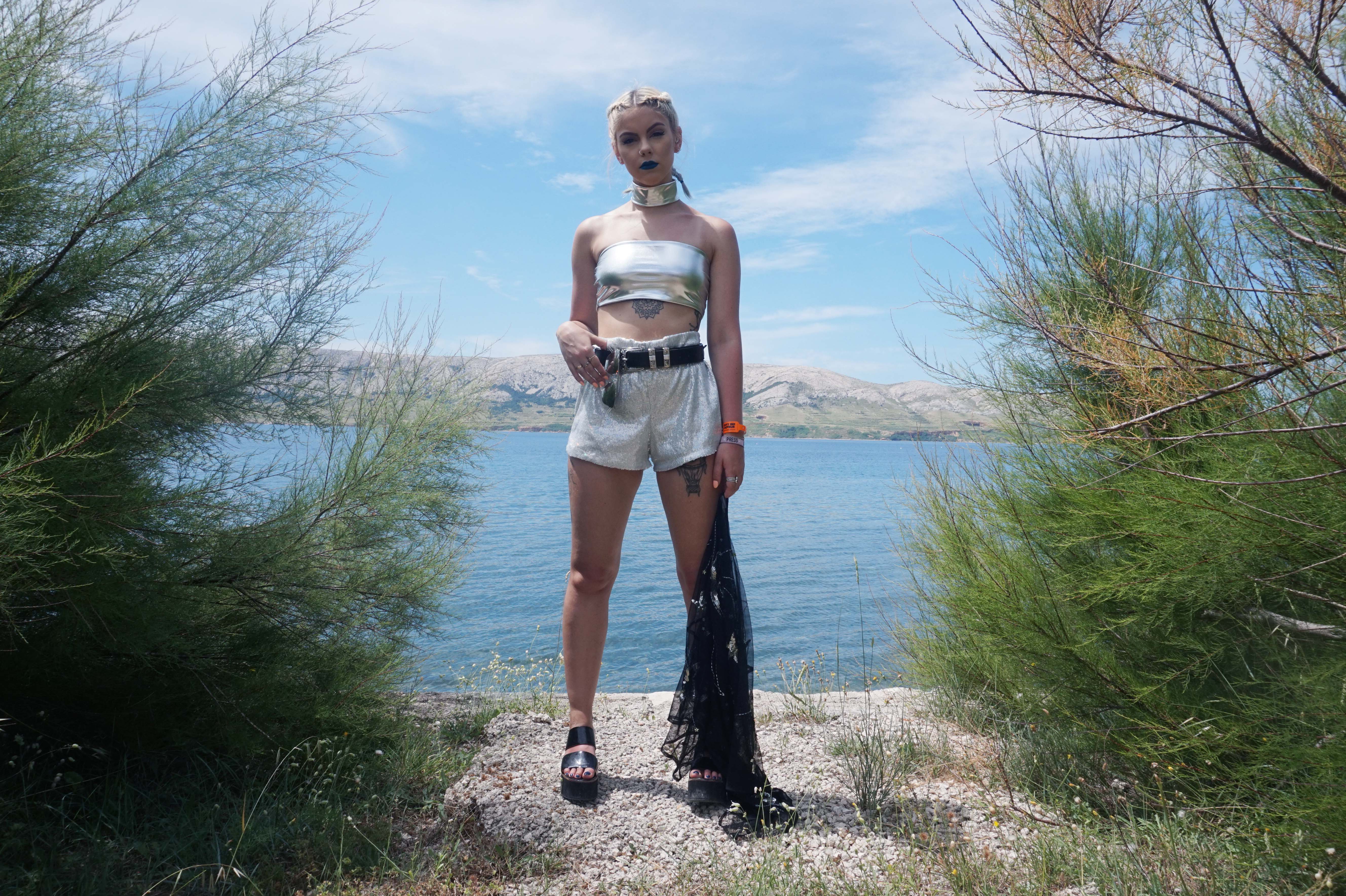 sophie hannah richardson wearing all silver by the sea