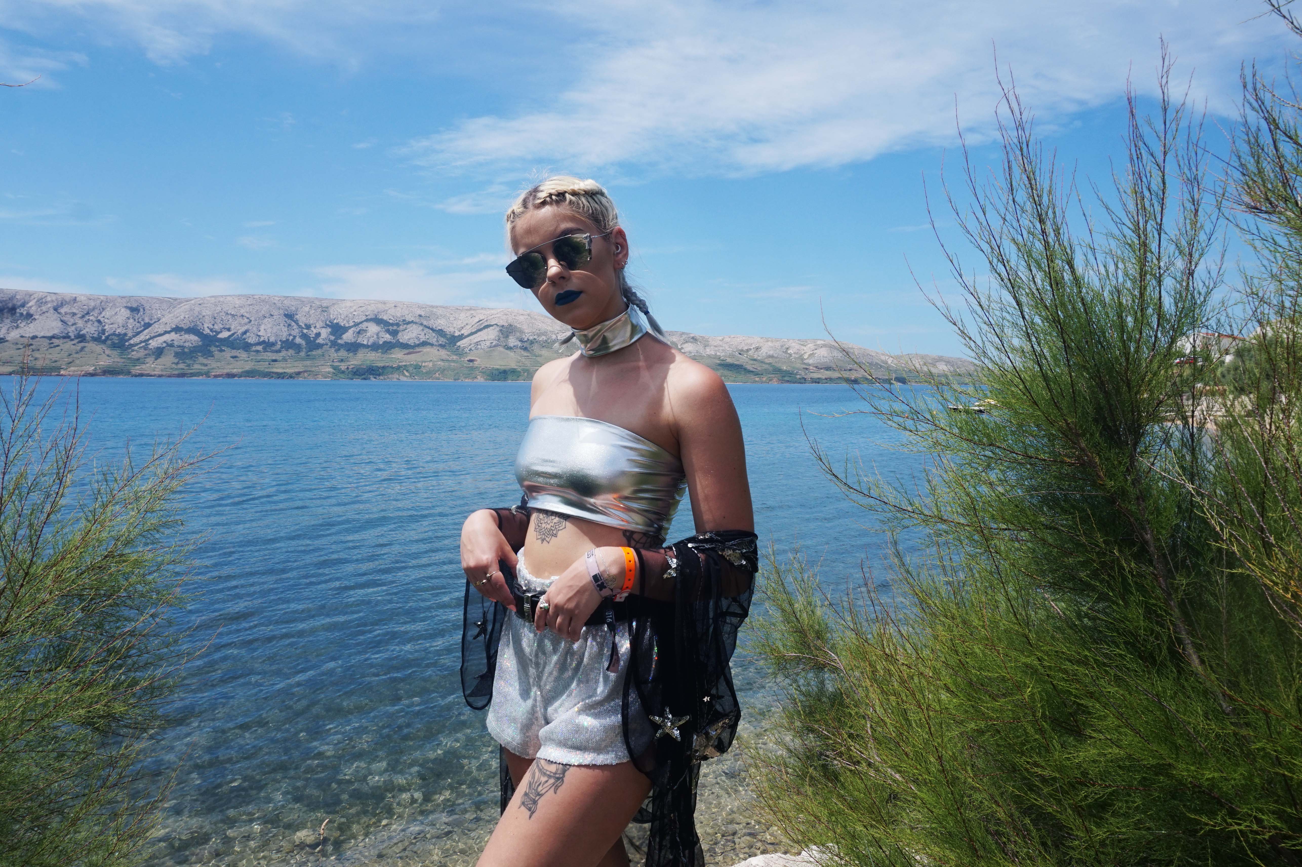 sophie hannah richardson wearing all silver by the sea