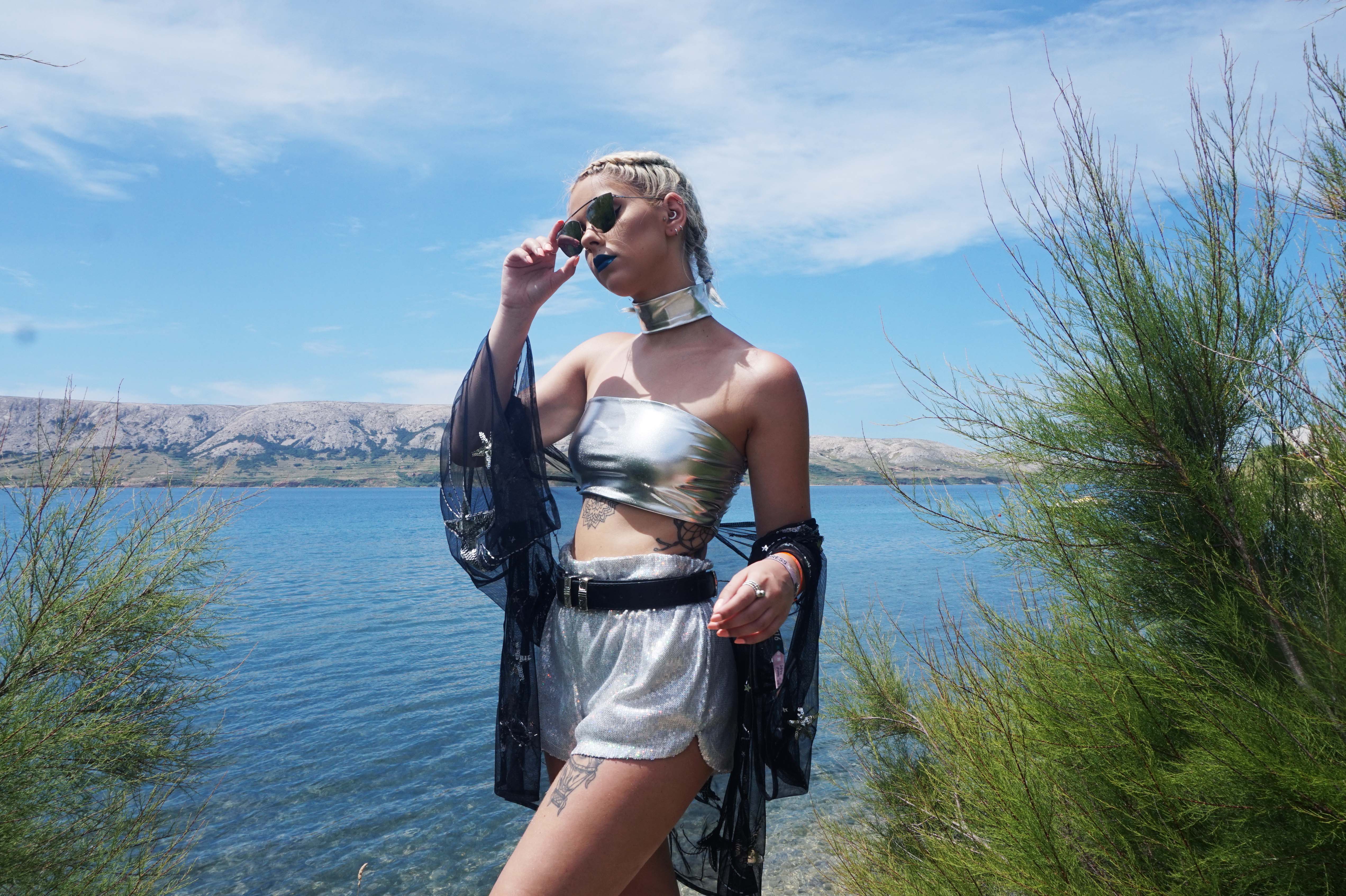 sophie hannah richardson wearing all silver by the sea