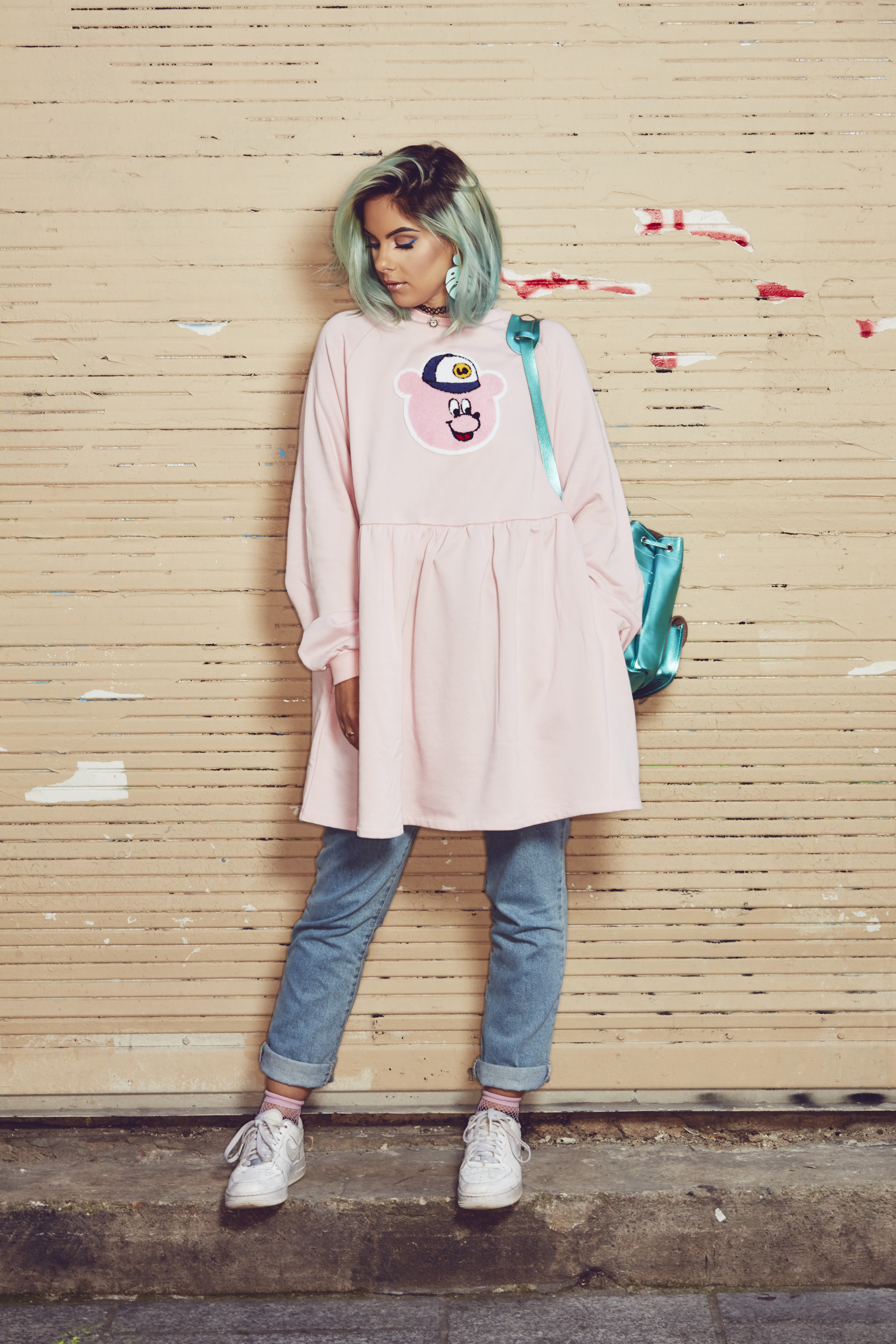 sophie hannah richardson with green hair