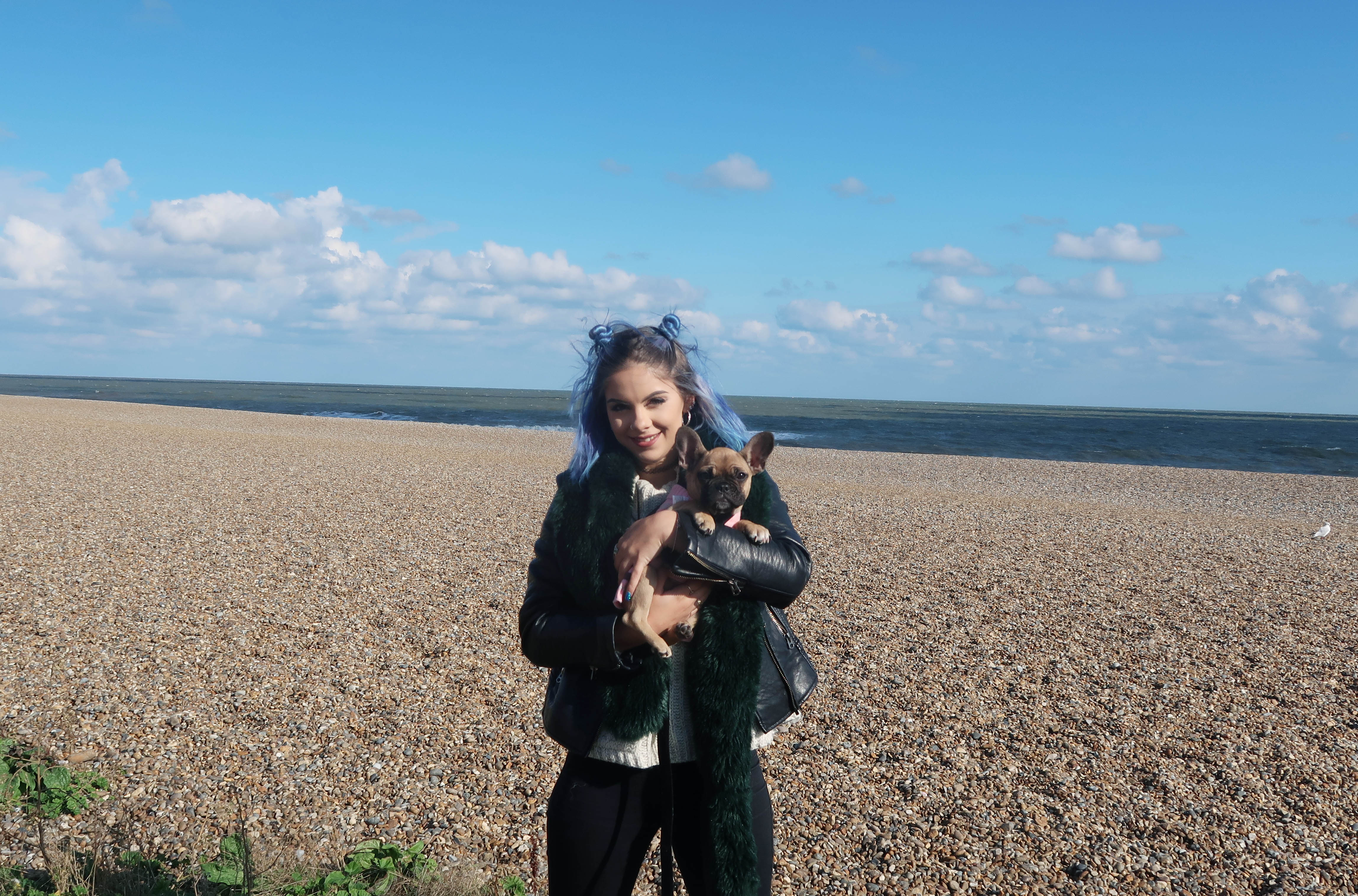 sophie hannah richardson and luna the french bulldog