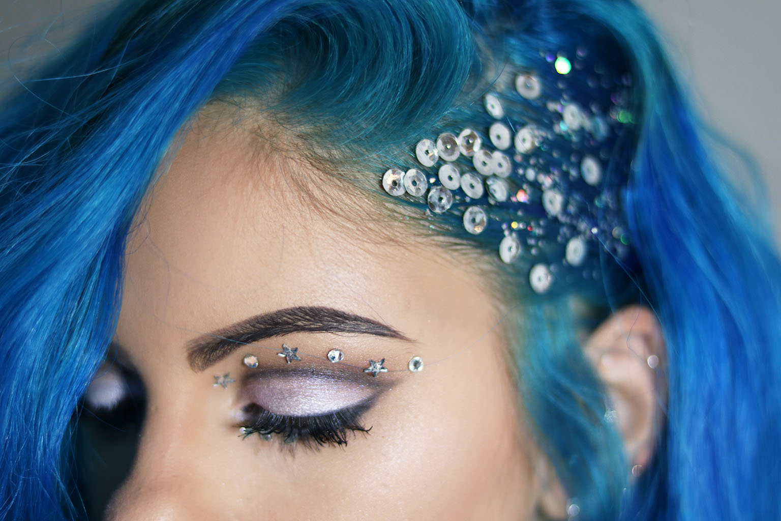 sophie hannah richardson sequin hair