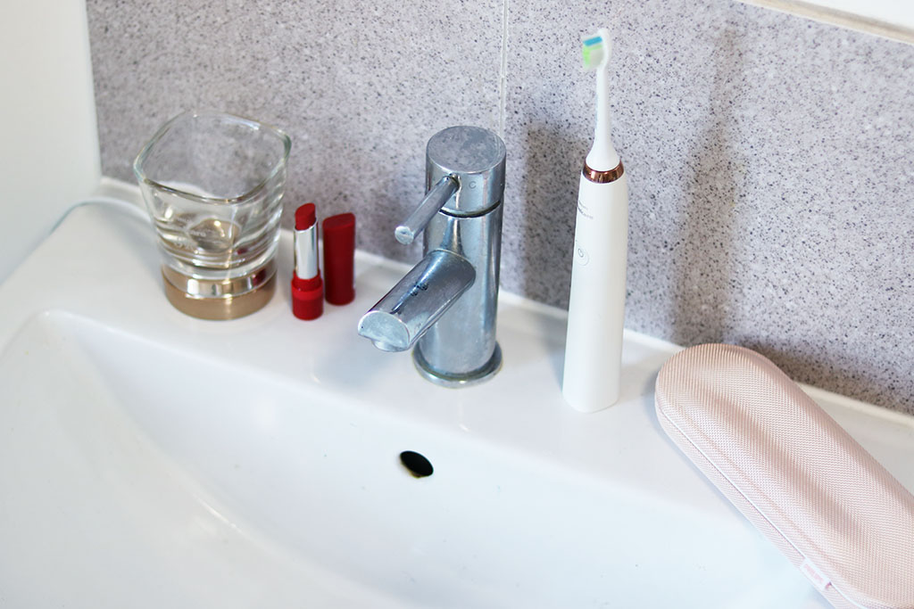 philips sonicare diamondclean rose gold