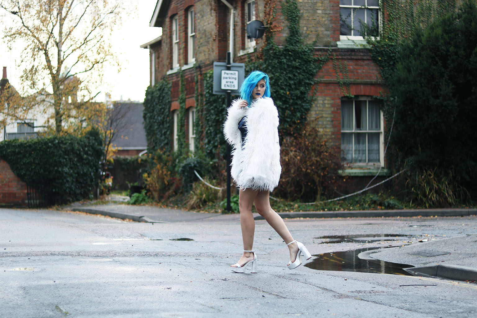 sophie hannah richardson wearing missguided