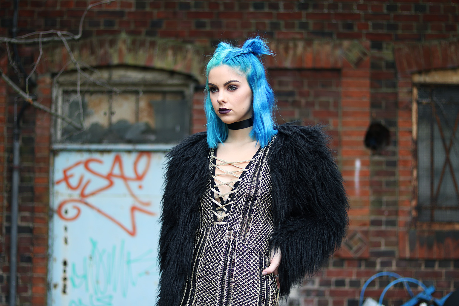 sophie hannah richardson wearing prettylittlething party dress