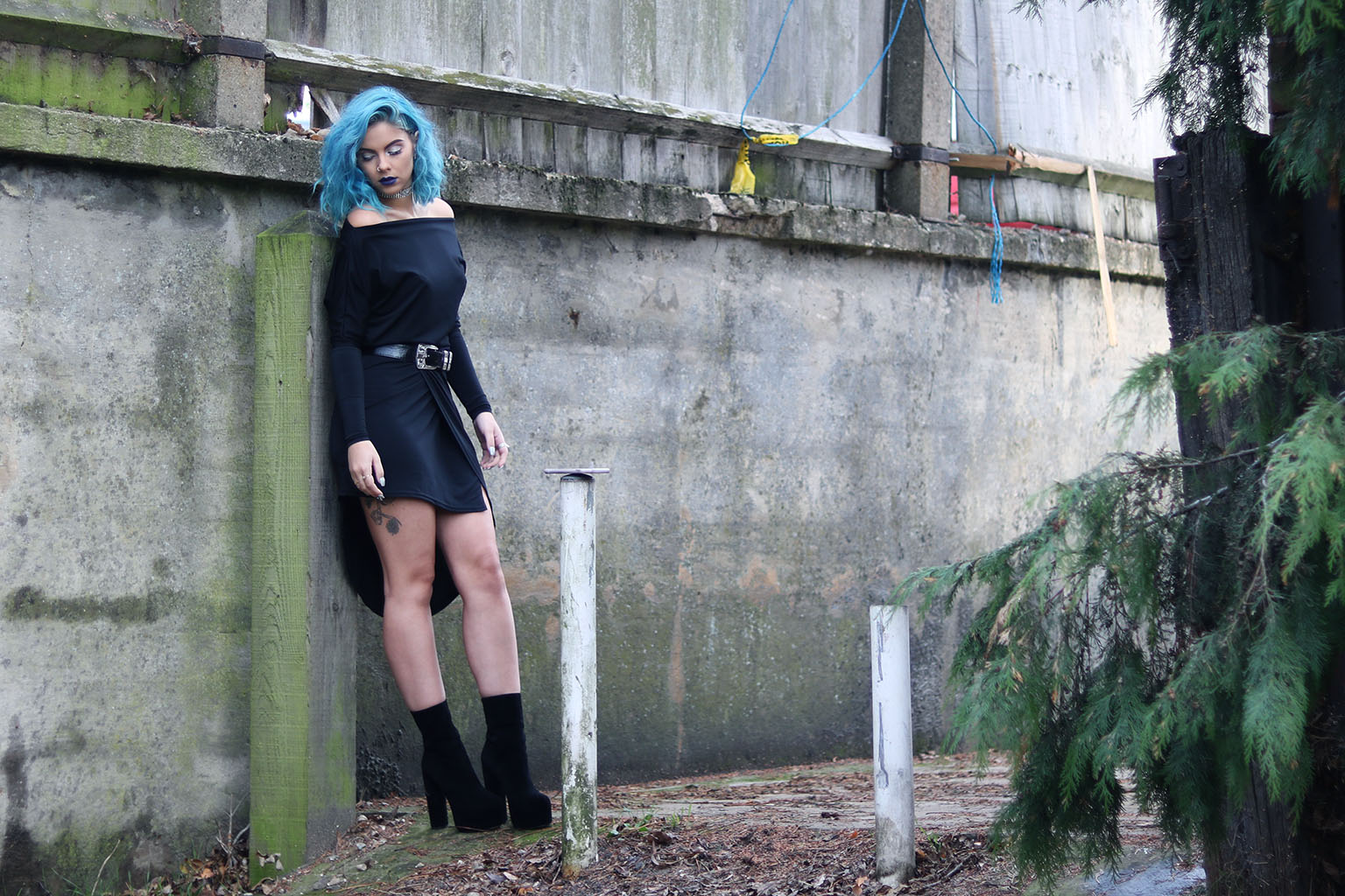 sophie hannah richardson wearing little black dress silk fred