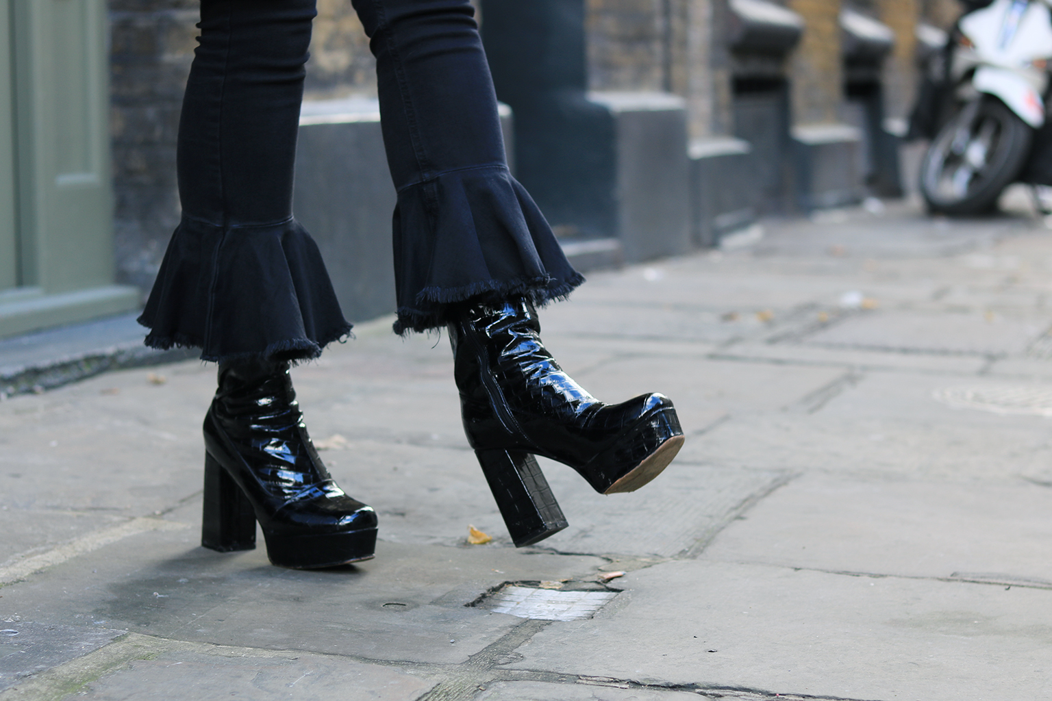 sophie hannah richardson valentine's day outfit