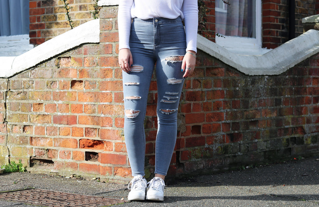 sophie hannah richardson wears topshop joni jeans