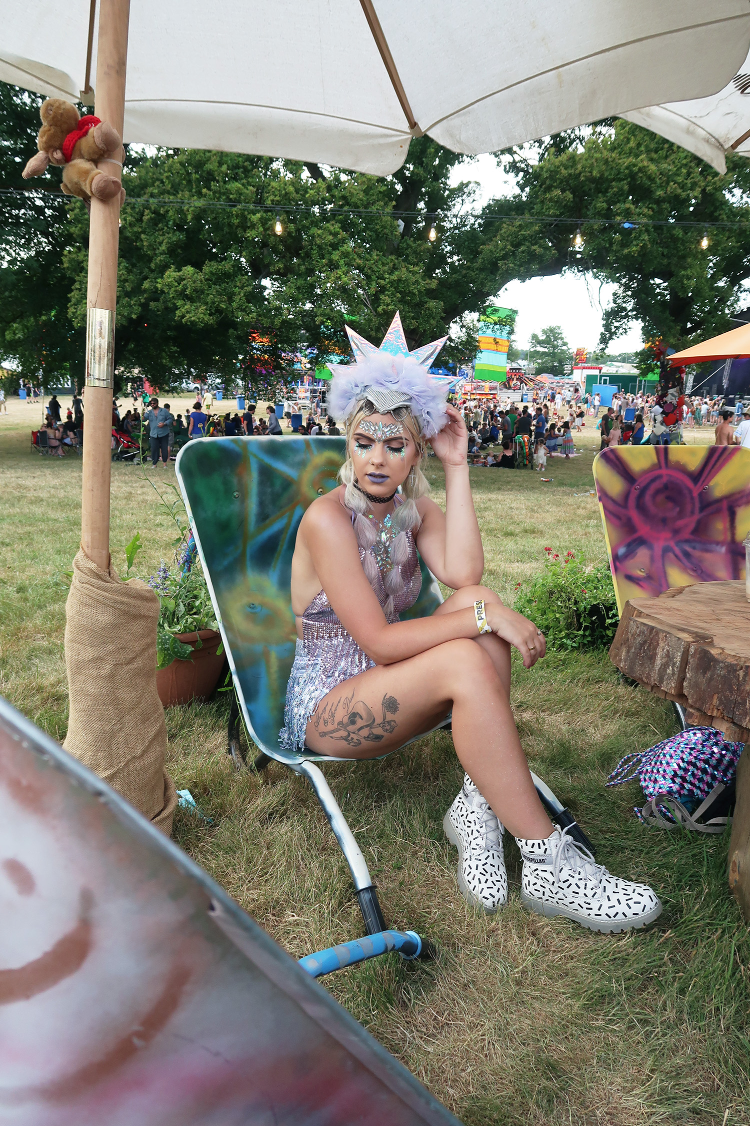 sophie hannah richardson wearing sequins at blissfields festival