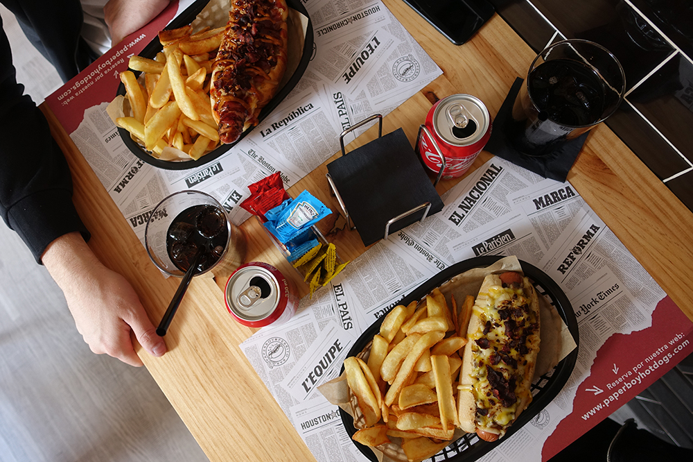 paperboy hotdog restaurant madrid