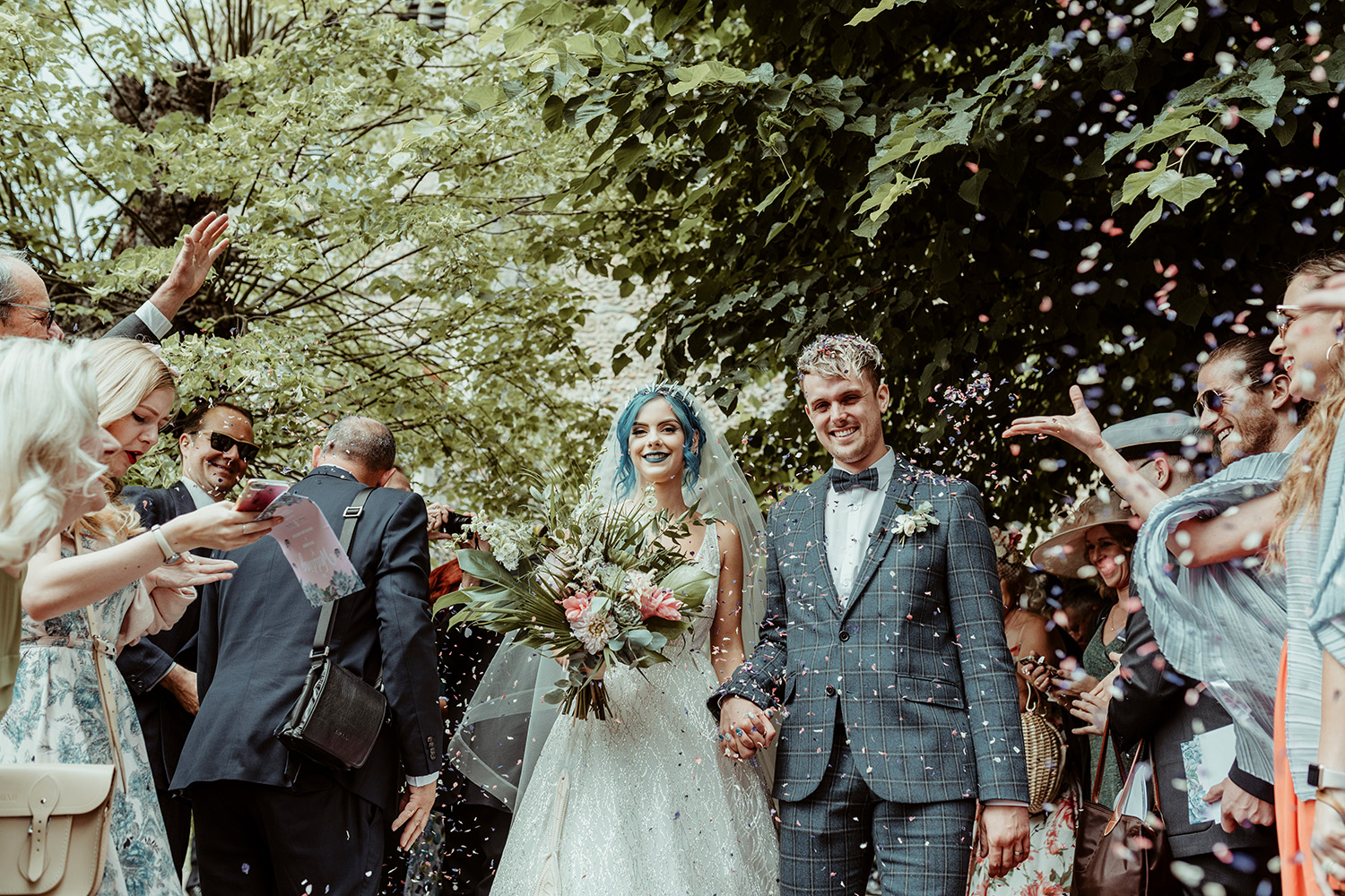 confetti wedding