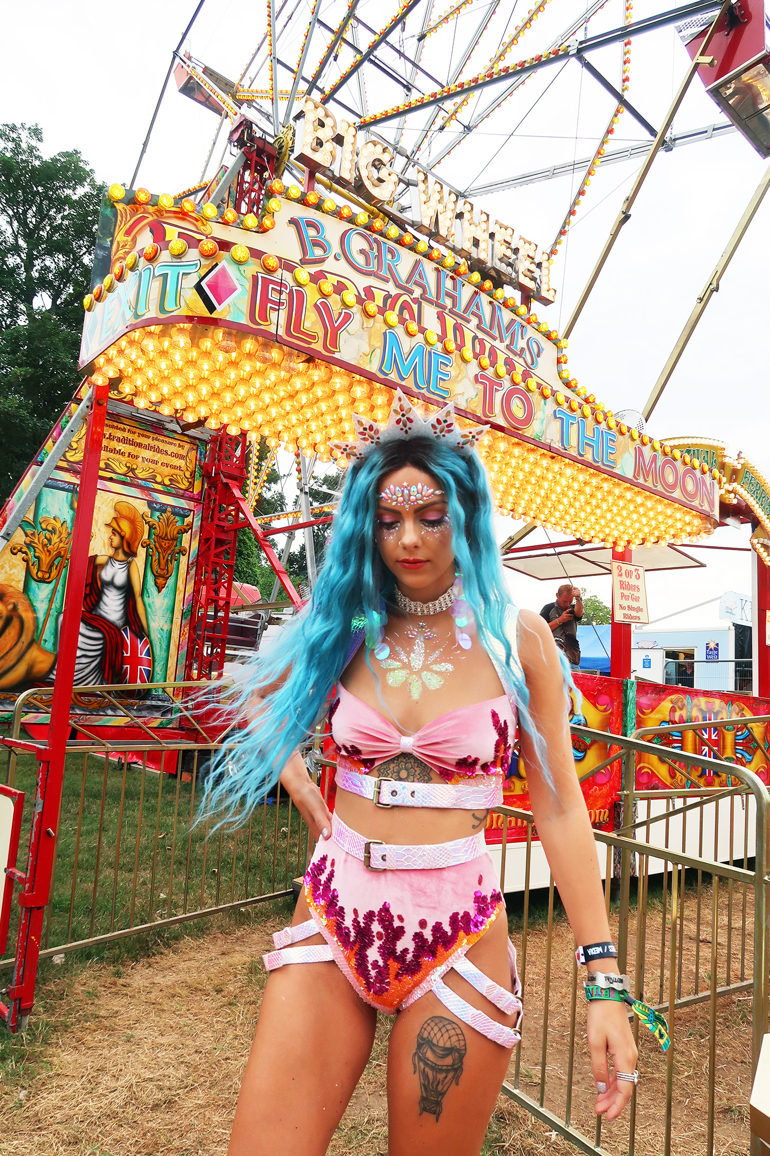 Tomorrowland outfits 2018 cheap