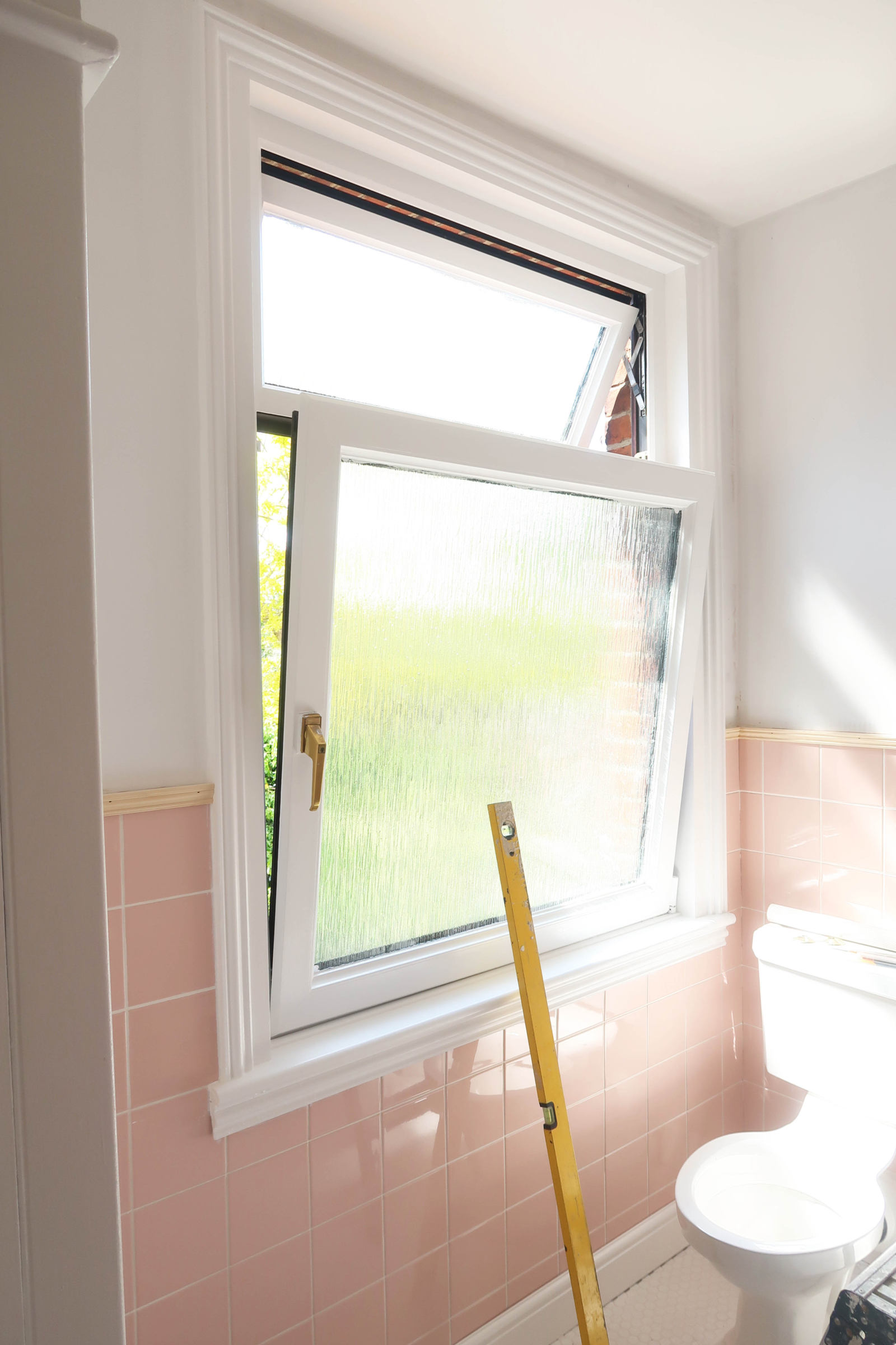 paint upvc window white