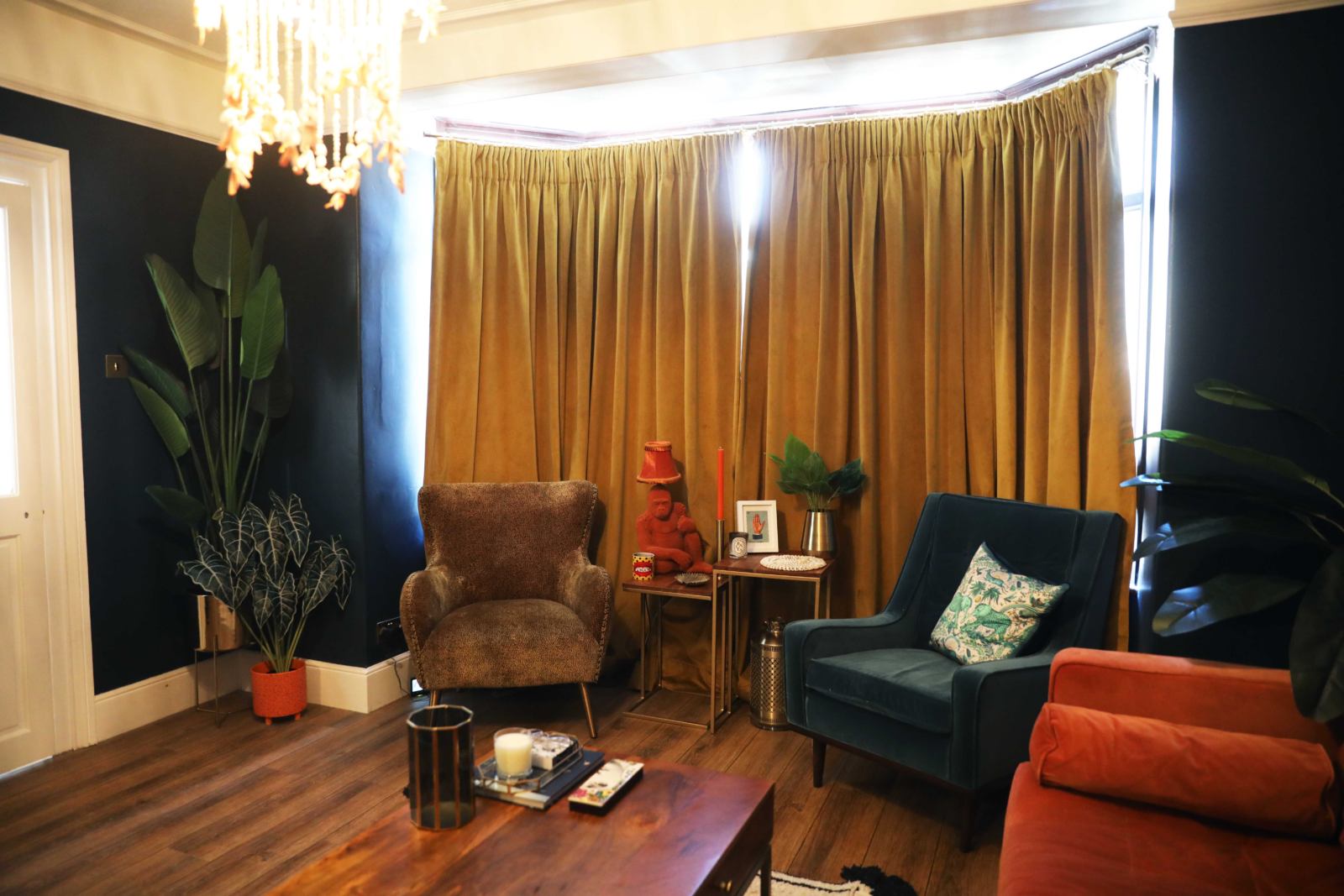 bay window living room