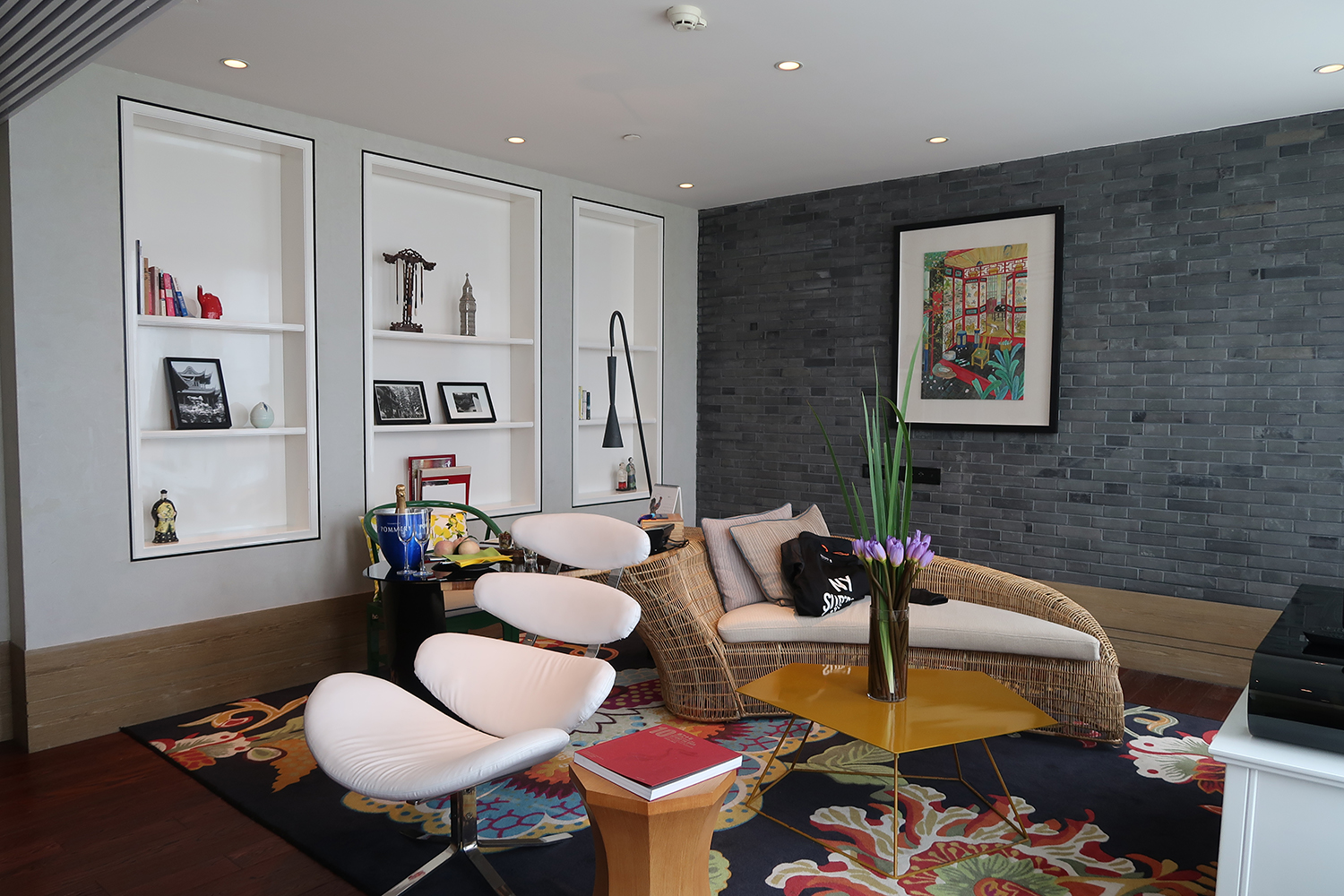 hotel indigo on the bund